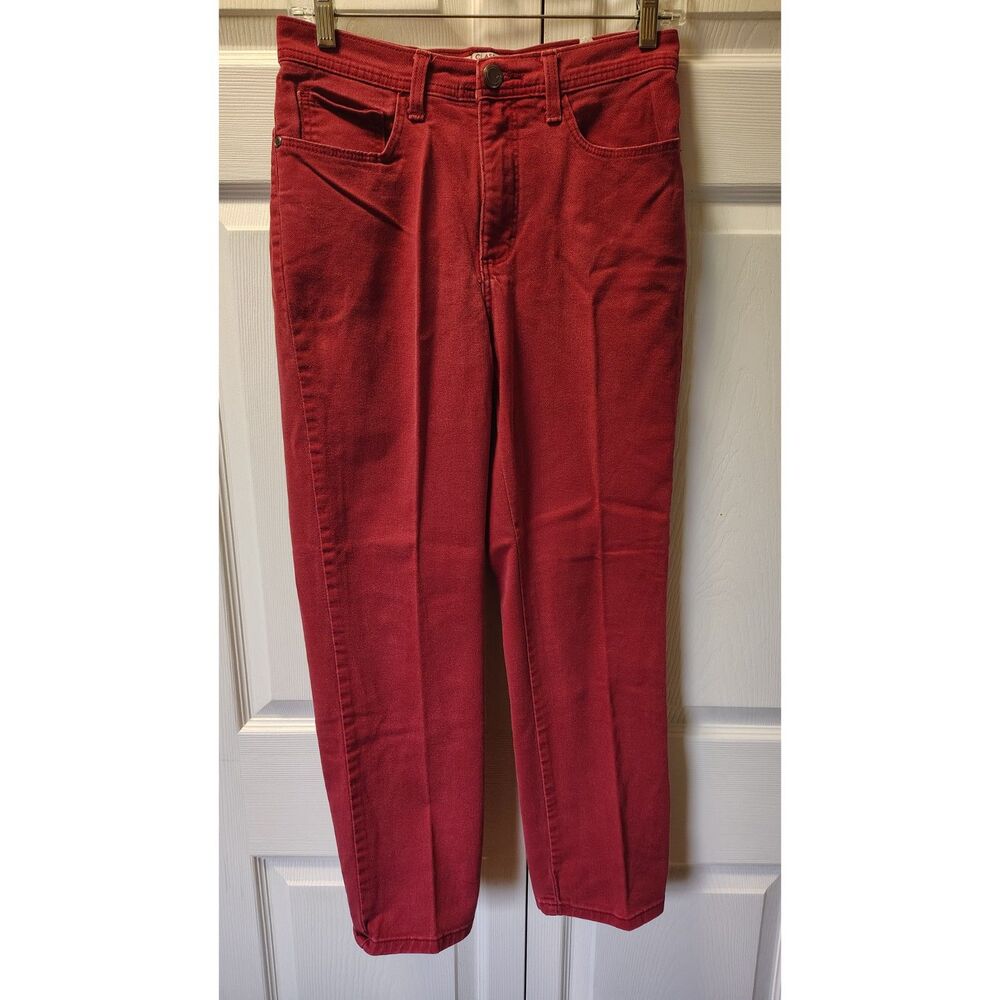 Lee Classic Fit Jeans Women’s 6 Petite Bold Red High Rise Straight Leg Denim